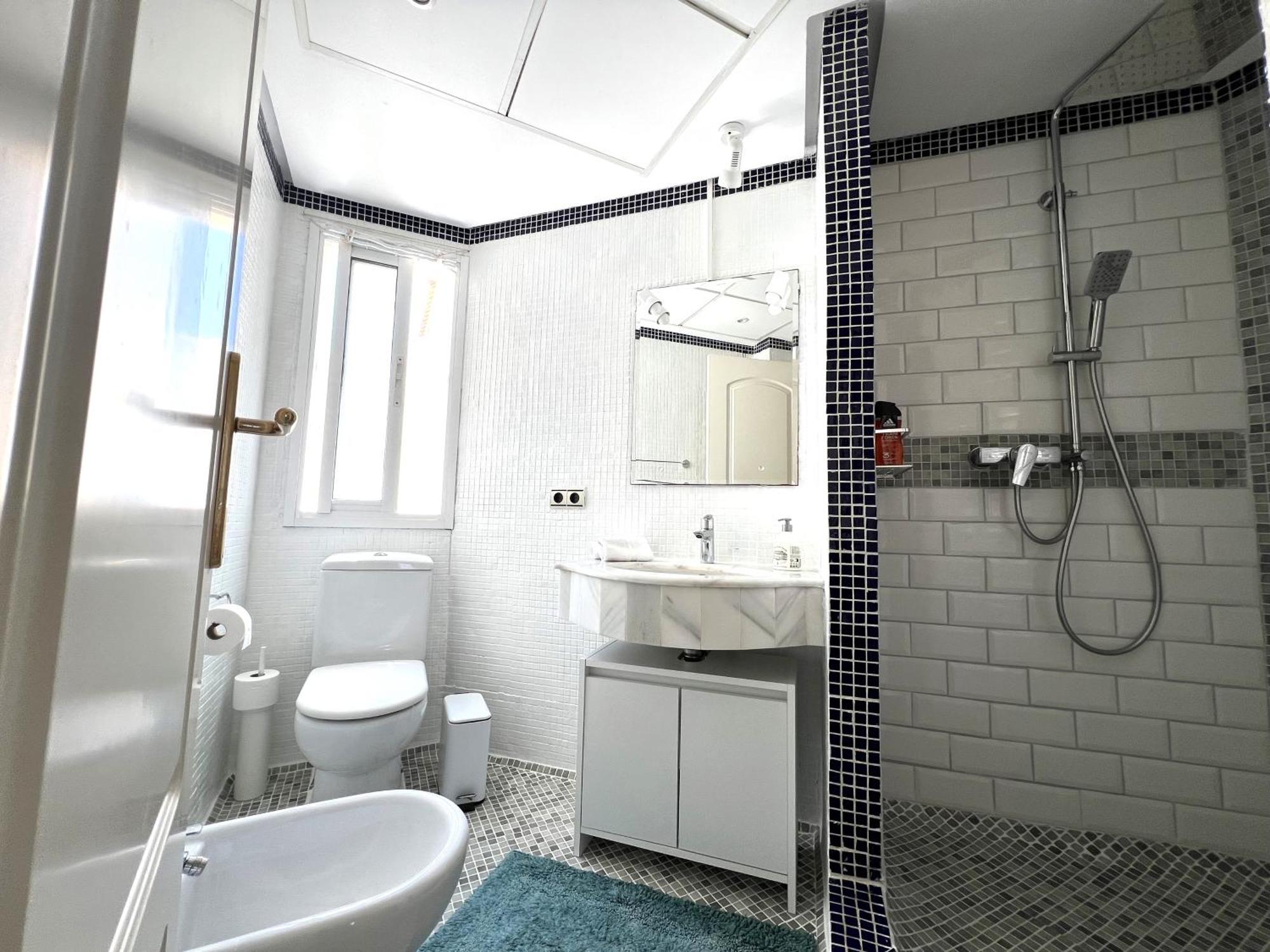 Hébergement de vacances Stylish Townhouse In Beachfront Complex *